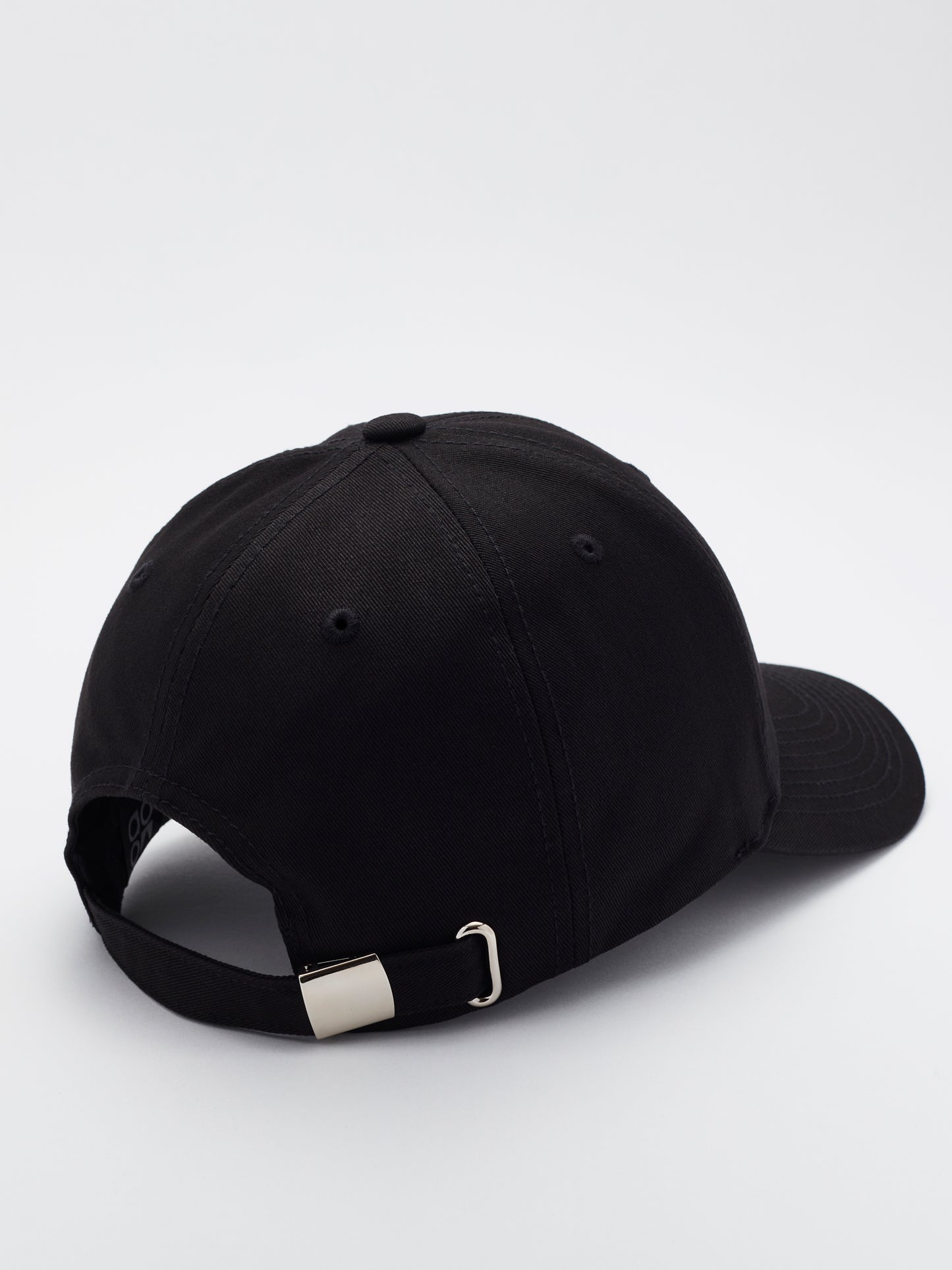 Load image into Gallery viewer, MOOD Shroom baseball cap in black - Back view

